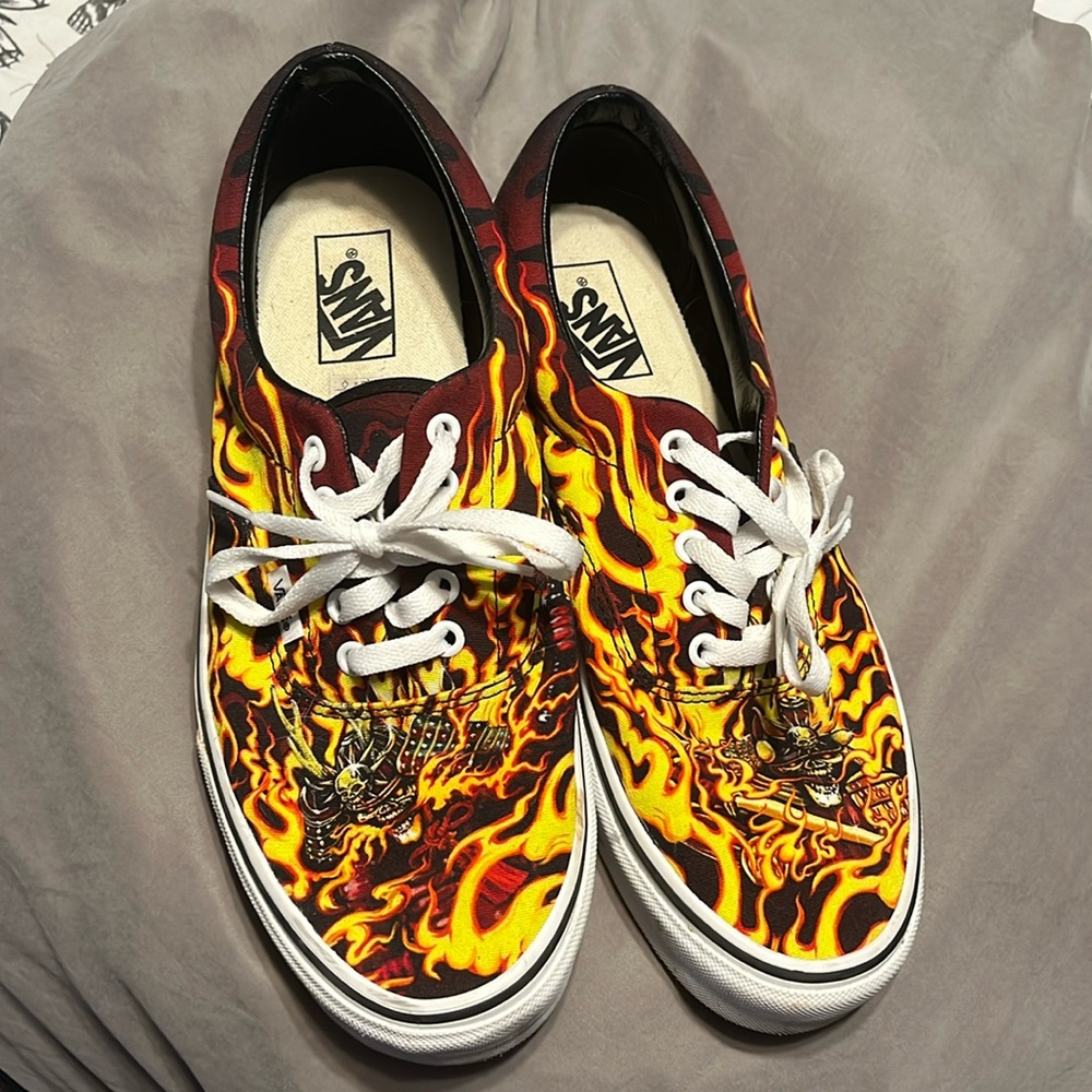 Men’s flaming vans